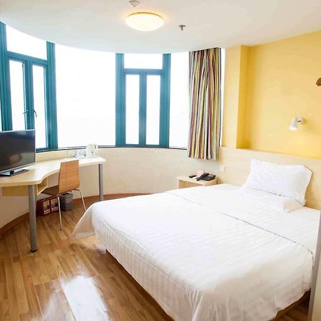 7Days Inn Guangzhou Tianhe Tangxia Junjing Huayuan Szoba fotó